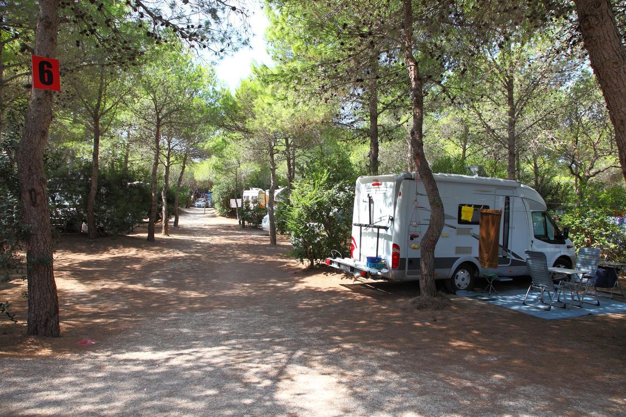 Riva Di Ugento Beach Camping Resort Buitenkant foto