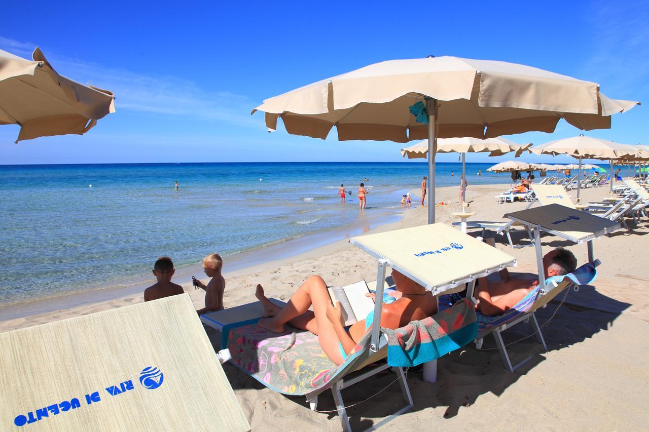 Riva Di Ugento Beach Camping Resort Buitenkant foto