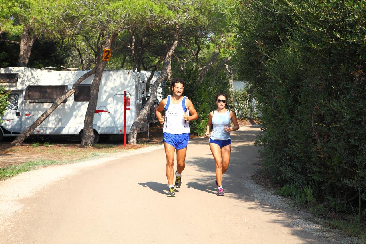 Riva Di Ugento Beach Camping Resort Buitenkant foto