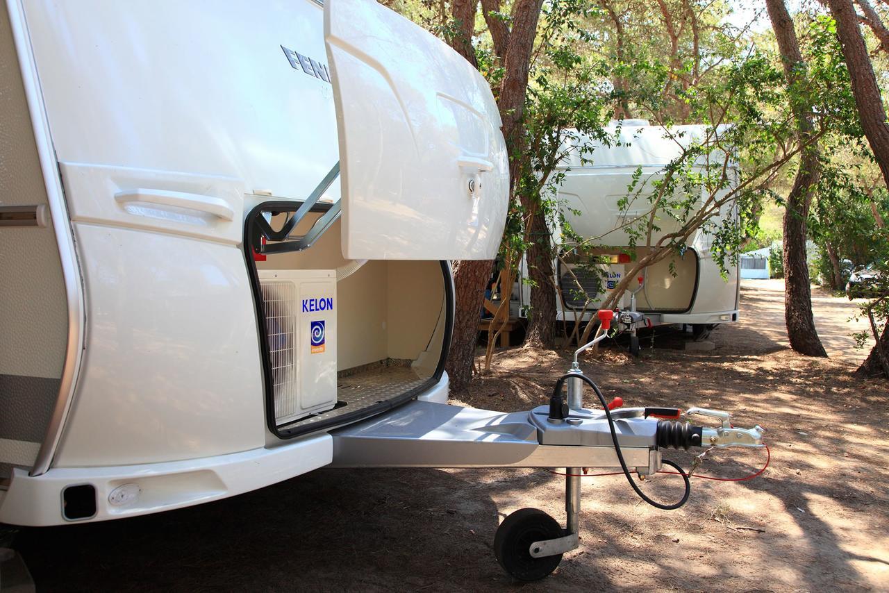Riva Di Ugento Beach Camping Resort Buitenkant foto