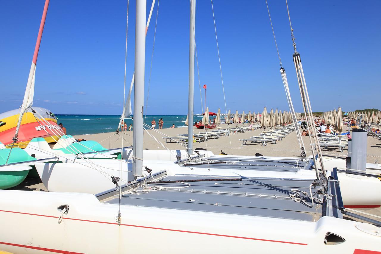 Riva Di Ugento Beach Camping Resort Buitenkant foto